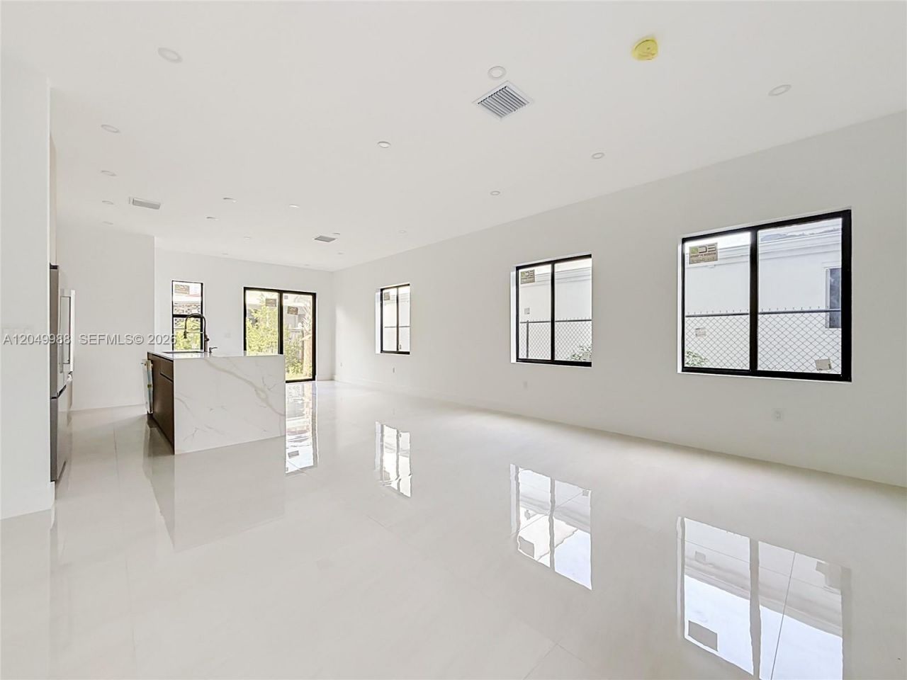 3730 SW 28th St , Miami, FL 33134 Photo