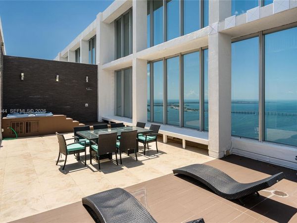 495 Brickell , Unit 5705, Miami, FL 33131