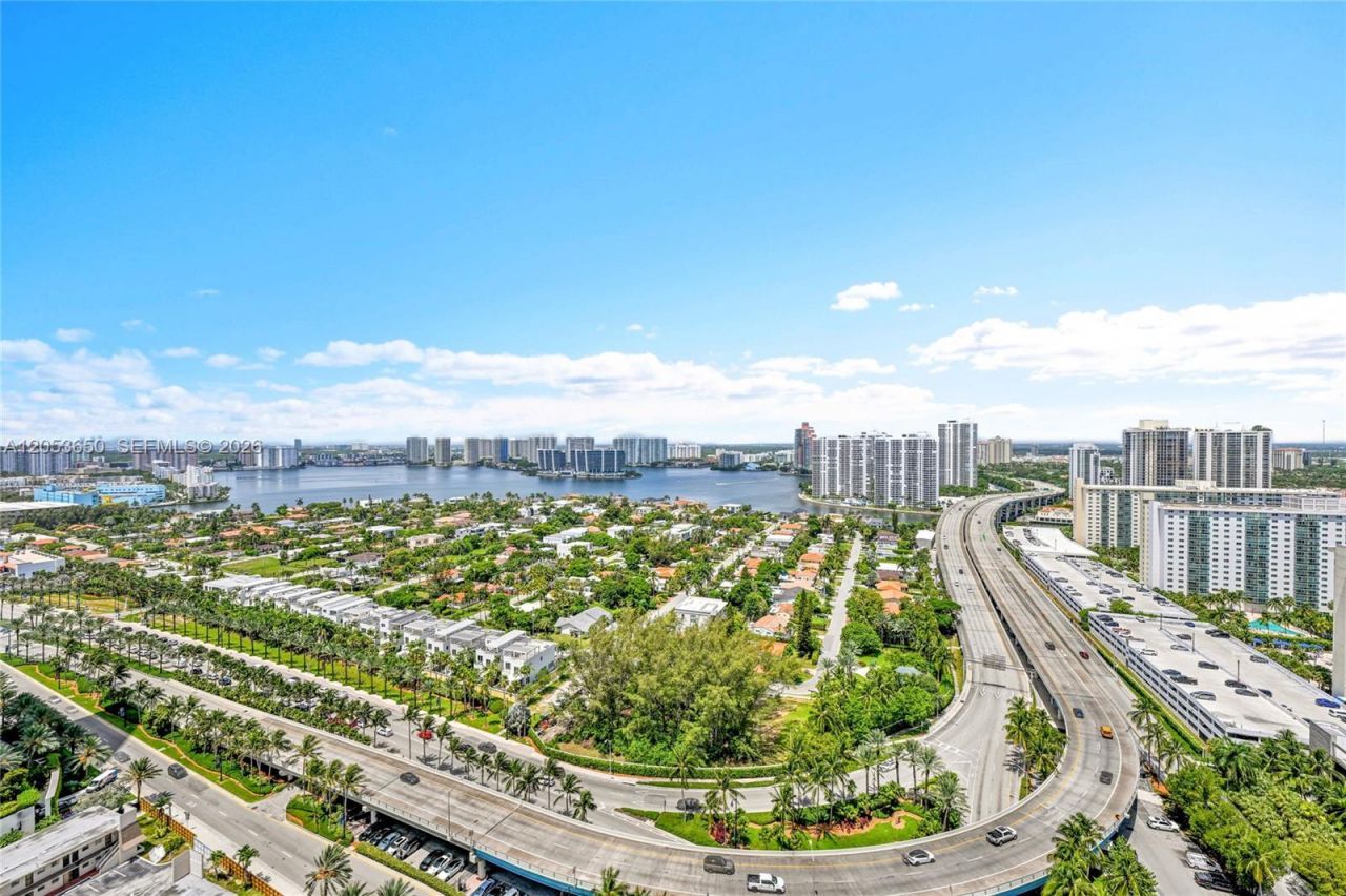19111 Collins Ave , Unit 2704, Sunny Isles Beach, FL 33160 Photo