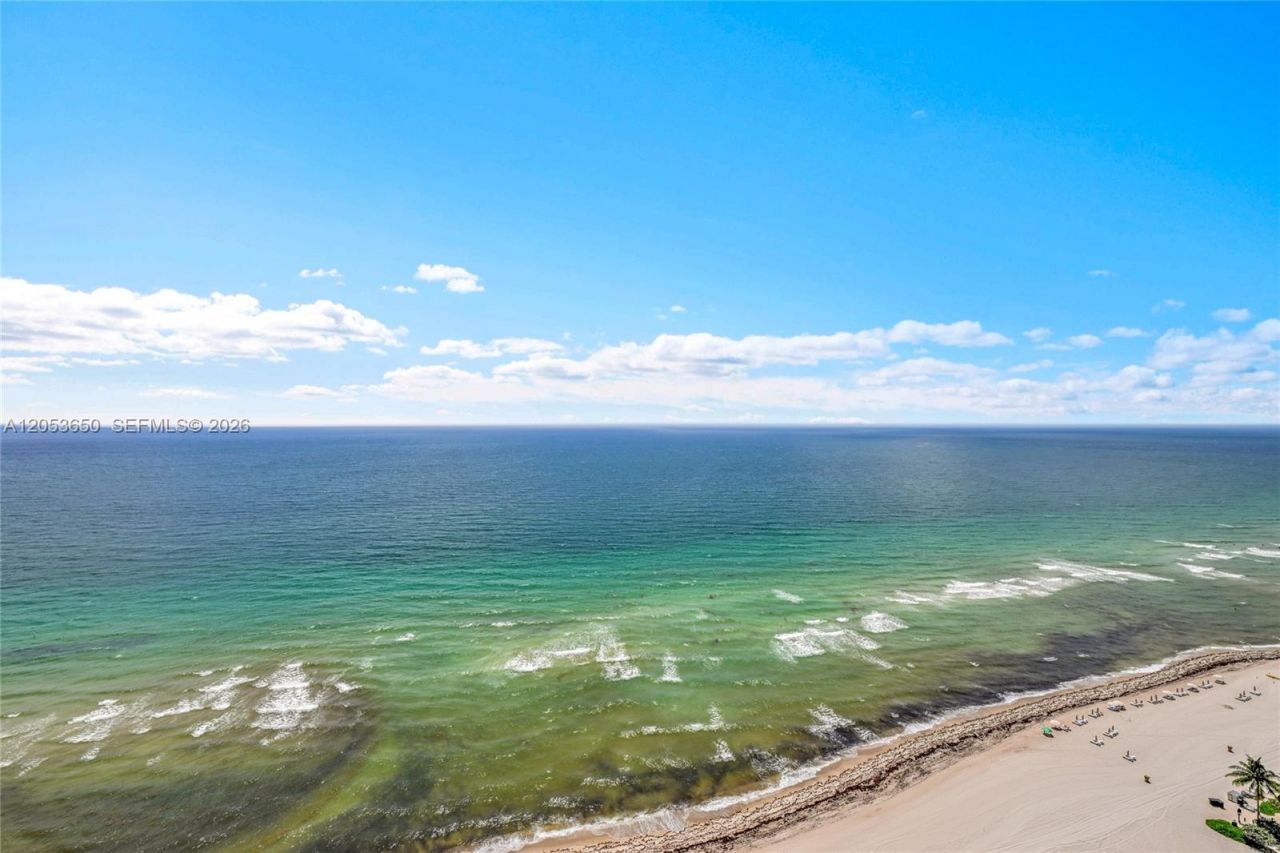 19111 Collins Ave , Unit 2704, Sunny Isles Beach, FL 33160 Photo