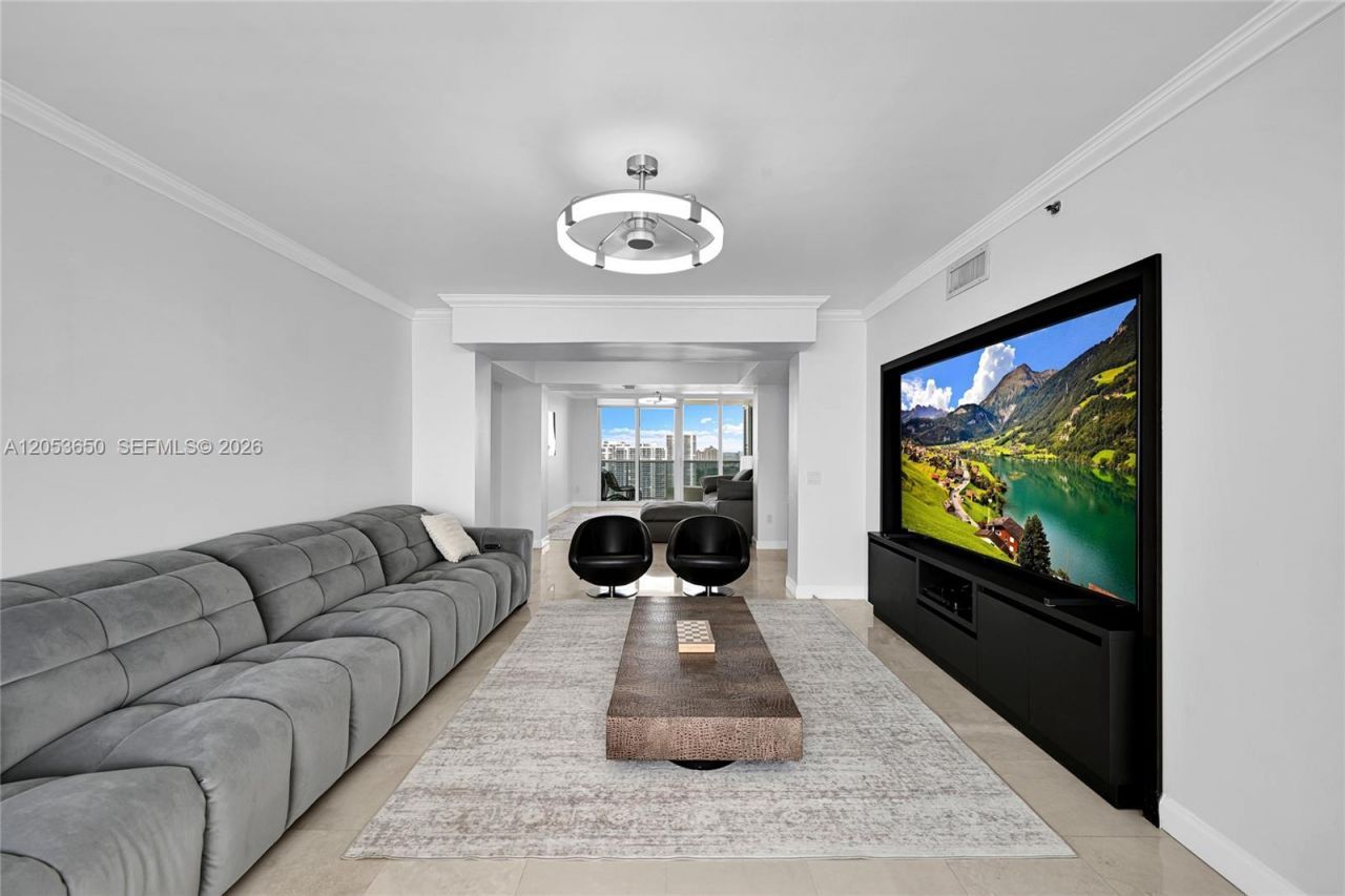 19111 Collins Ave , Unit 2704, Sunny Isles Beach, FL 33160 Photo
