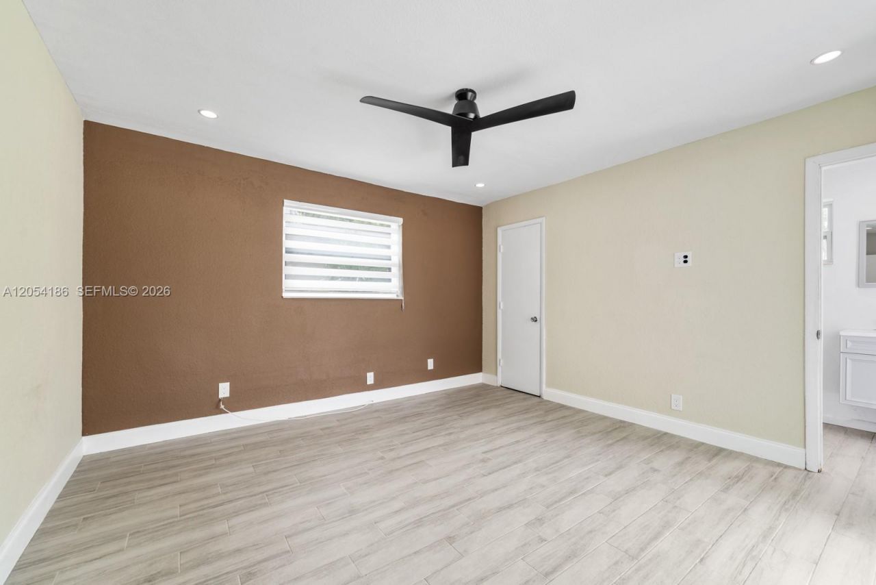 3192 NW 40th Ct , Lauderdale Lakes, FL 33309 Photo