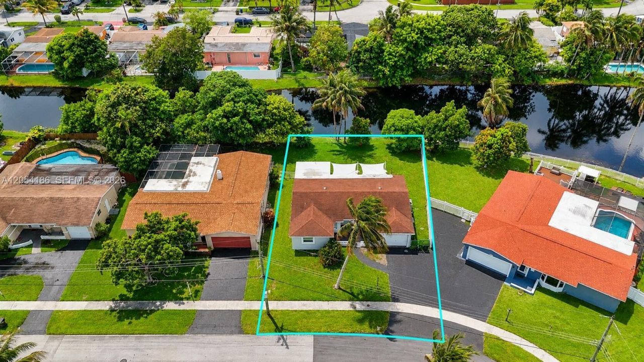 3192 NW 40th Ct , Lauderdale Lakes, FL 33309 Photo