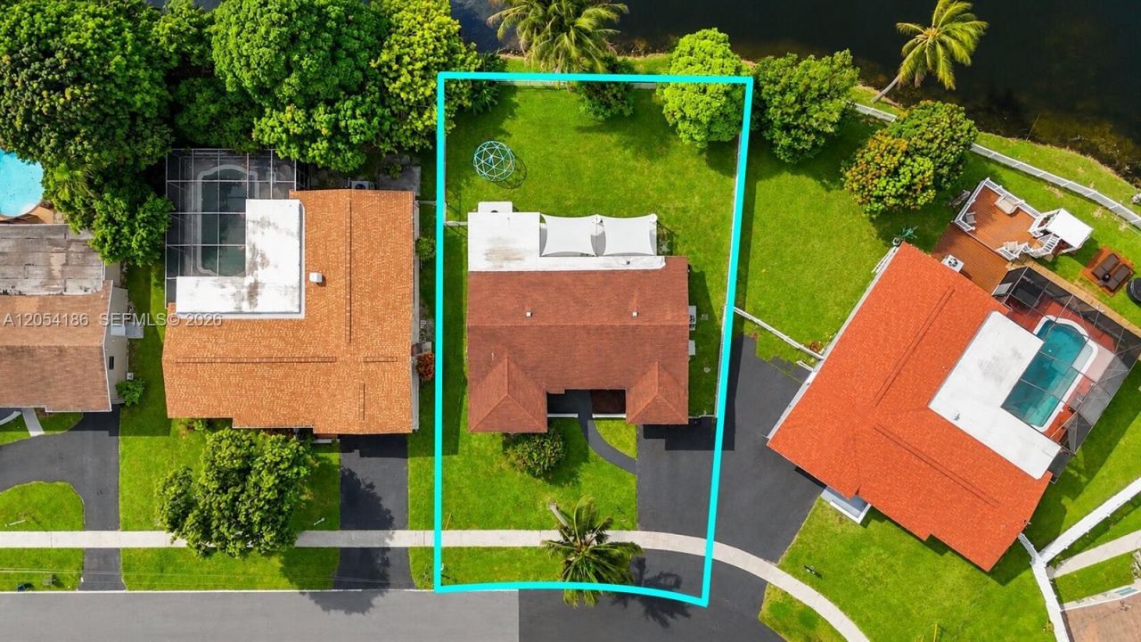 3192 NW 40th Ct , Lauderdale Lakes, FL 33309 Photo