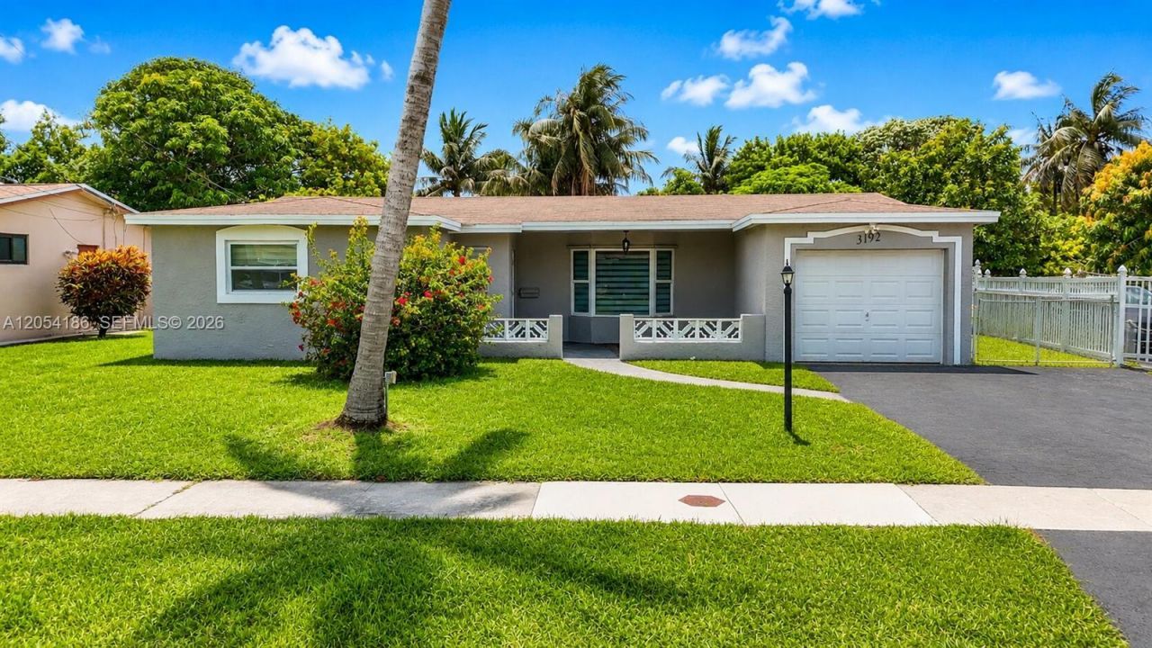 3192 NW 40th Ct , Lauderdale Lakes, FL 33309 Photo