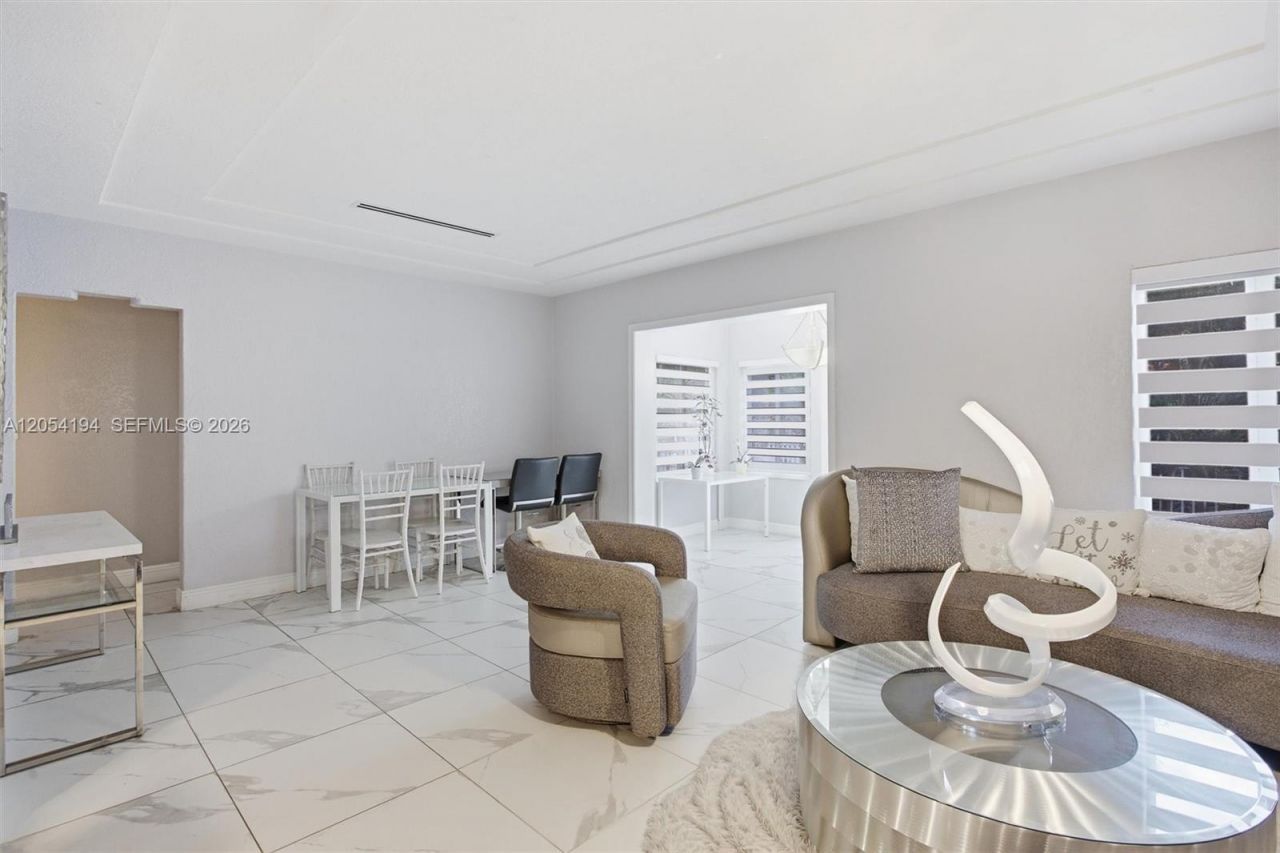 741 NE 81st St, Miami, FL 33138 Photo