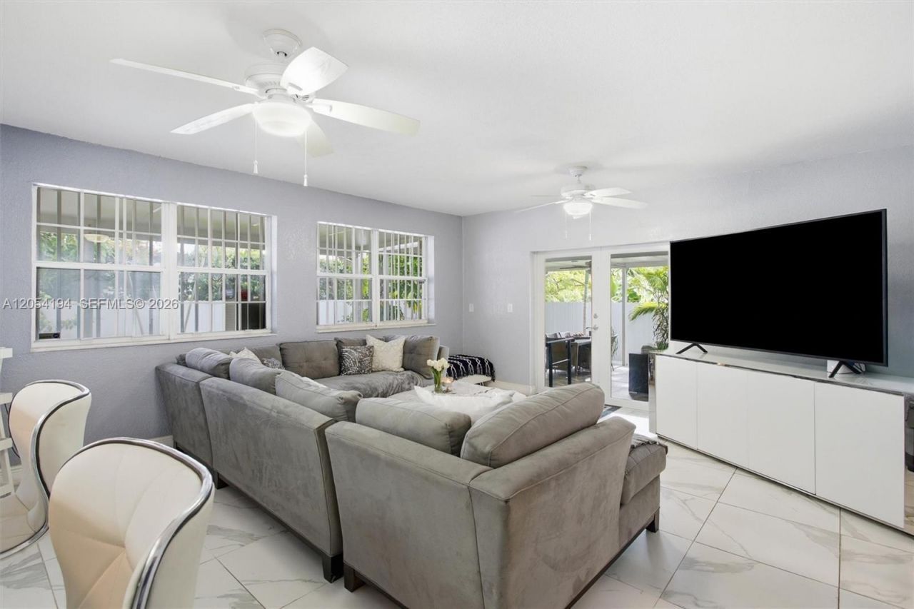 741 NE 81st St, Miami, FL 33138 Photo