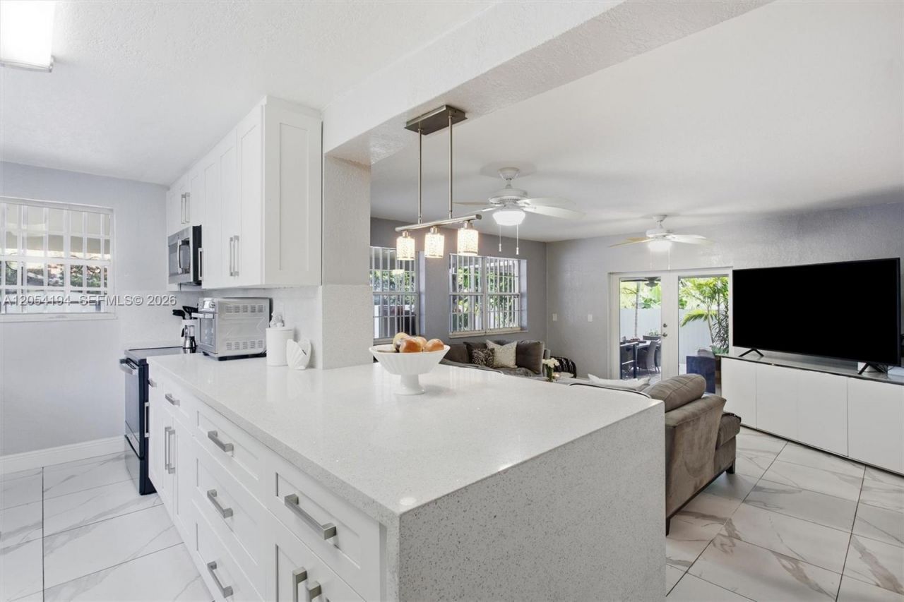 741 NE 81st St, Miami, FL 33138 Photo