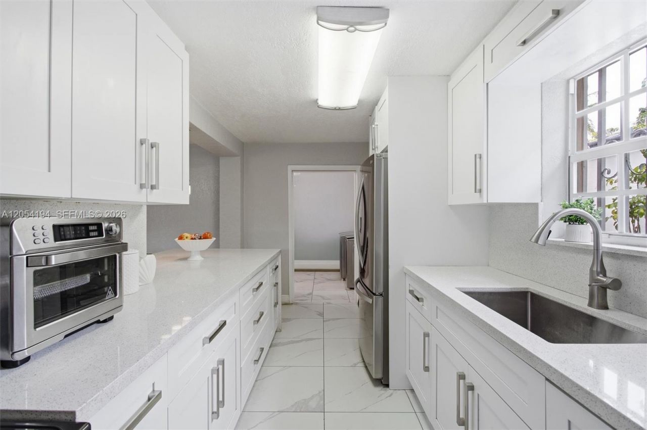 741 NE 81st St, Miami, FL 33138 Photo