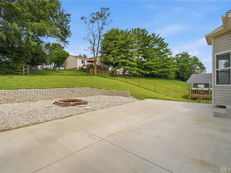251 Fairborn Drive, Hamilton, OH 45013 Photo 22