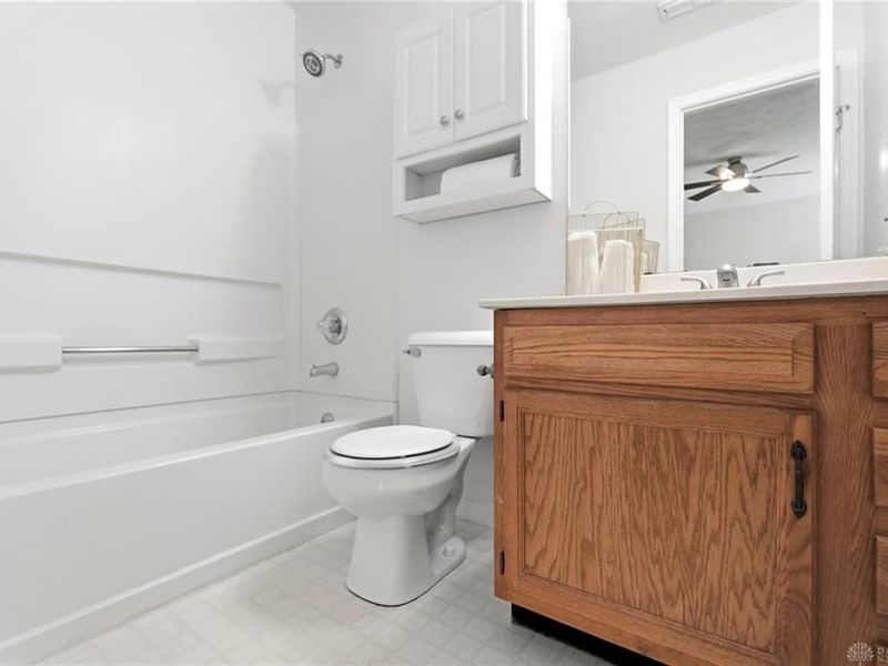 251 Fairborn Drive, Hamilton, OH 45013 Photo 7