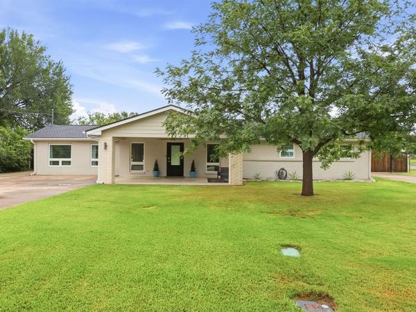 2815 Roosevelt Drive, Dalworthington Gardens, TX 76016