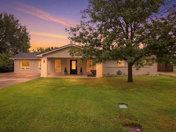 2815 Roosevelt Drive, Dalworthington Gardens, TX 76016