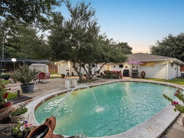 2104 Westlake Drive, Plano, TX 75075