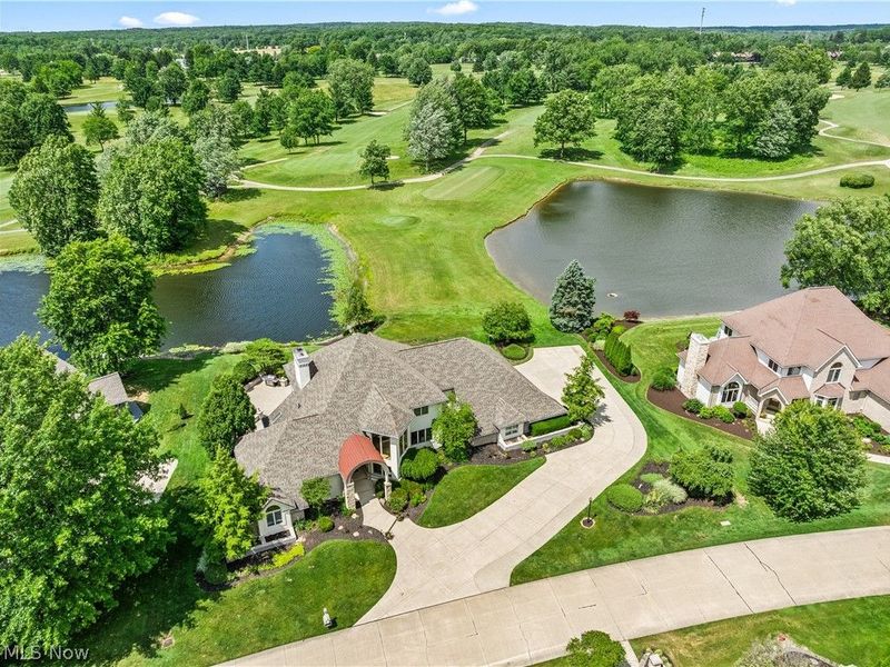 3855 Weymouth Woods Drive, Medina, OH 44256 Photo 4