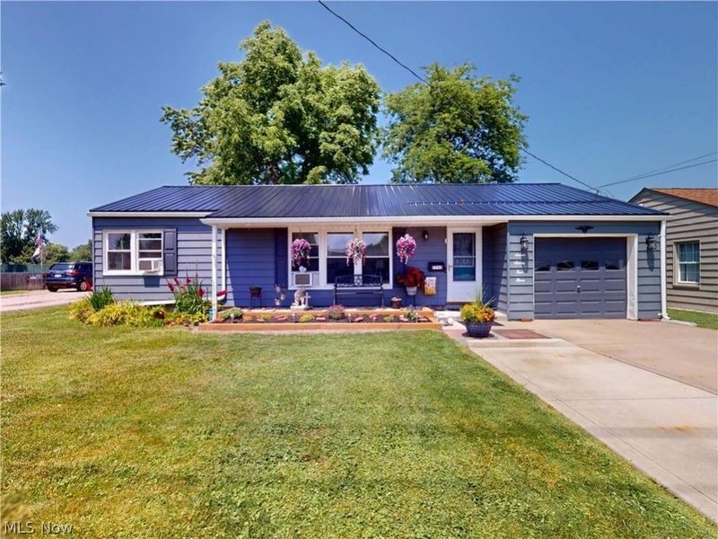 7753 Holly Drive, Mentor on the Lake, OH 44060 Photo 1
