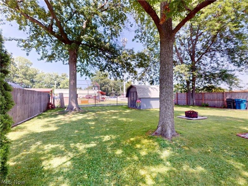 7753 Holly Drive, Mentor on the Lake, OH 44060 Photo 24