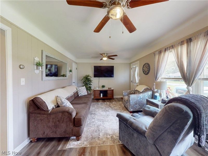 7753 Holly Drive, Mentor on the Lake, OH 44060 Photo 7