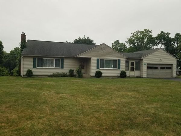 320 Palmer Rd, Ware, MA 01082