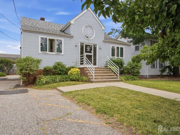 217 Main Street , Woodbridge, NJ 07095