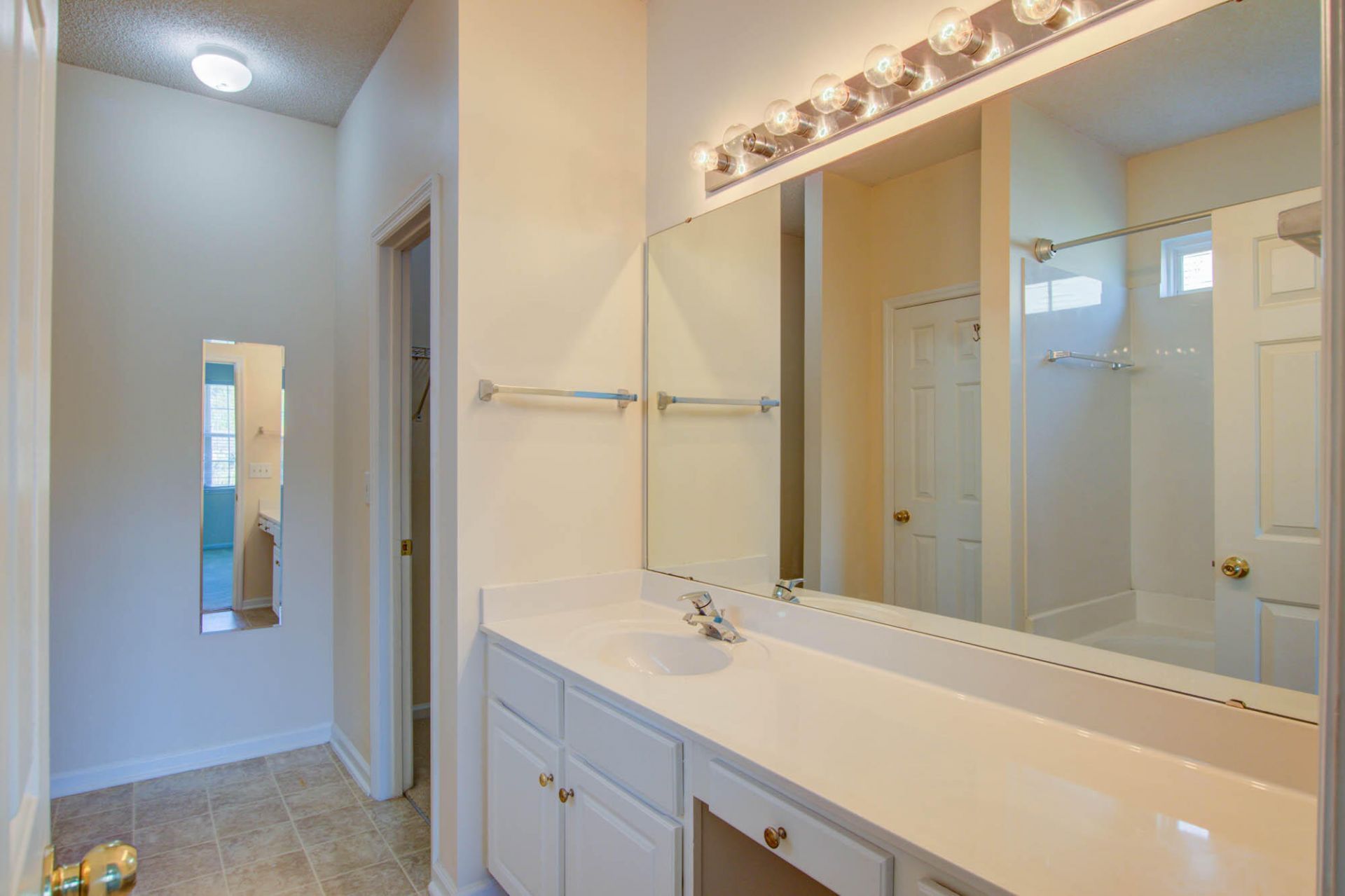 533 Tribeca Drive Photo 16