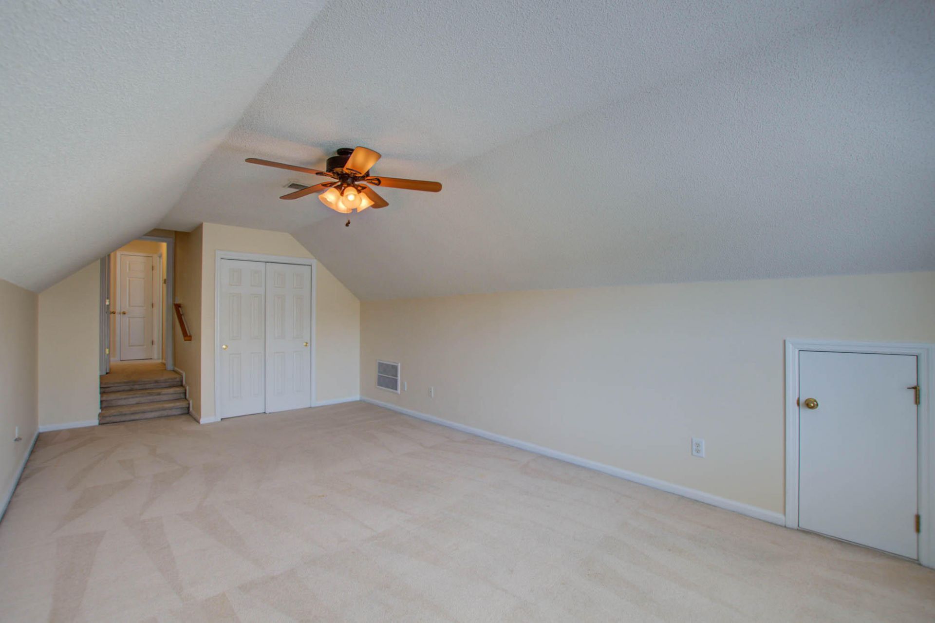 533 Tribeca Drive Photo 21
