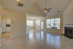 533 Tribeca Drive photo 4