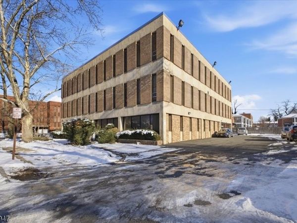 99 Morris Ave Unit 203, Springfield, NJ 07081