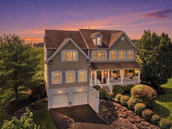 10 Spyglass Hl, Fredon, NJ 07860