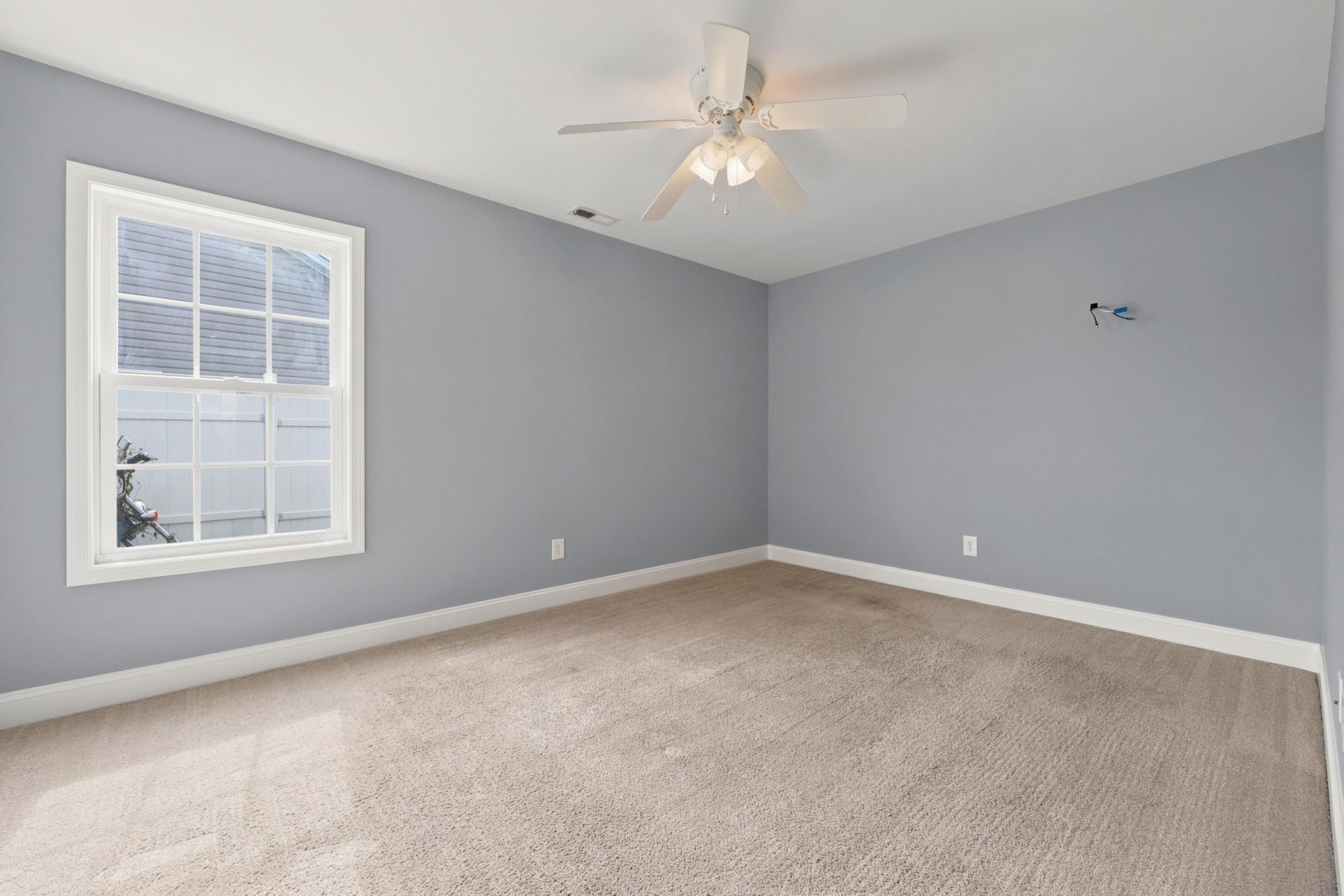 482 Overcrest St.  Photo 11