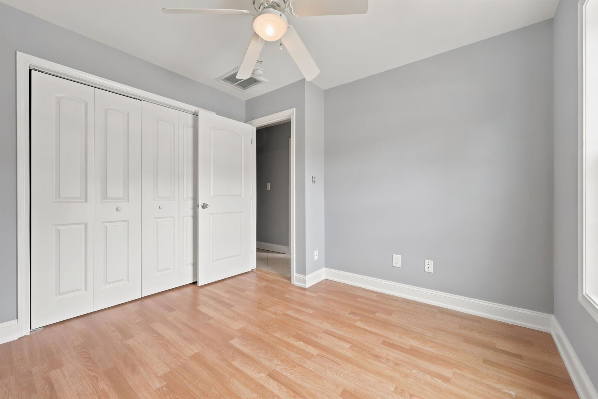 482 Overcrest St.  Photo 15