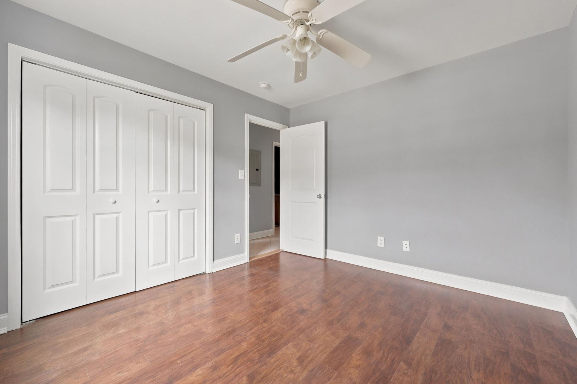 482 Overcrest St.  Photo 18