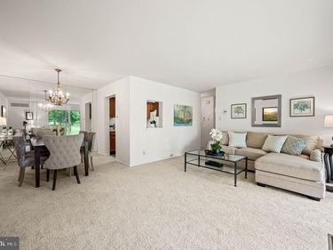 180 DRUMMERS LANE, WAYNE, PA 19087
