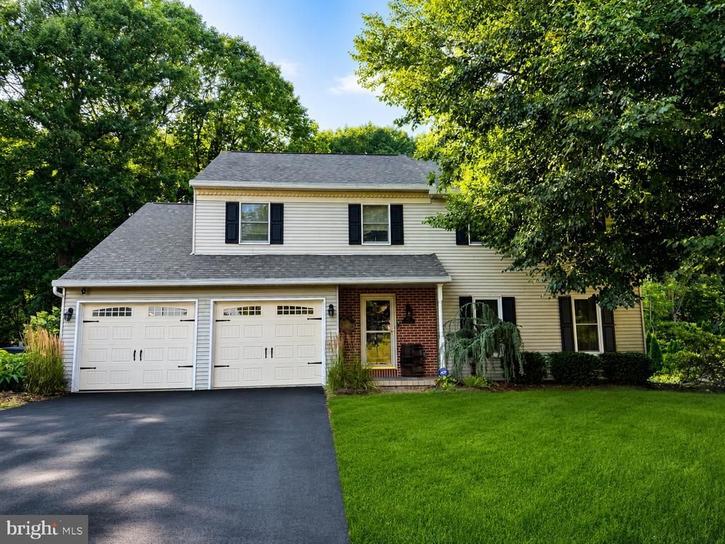 237 NEW CASTLE DRIVE, READING, PA 19607