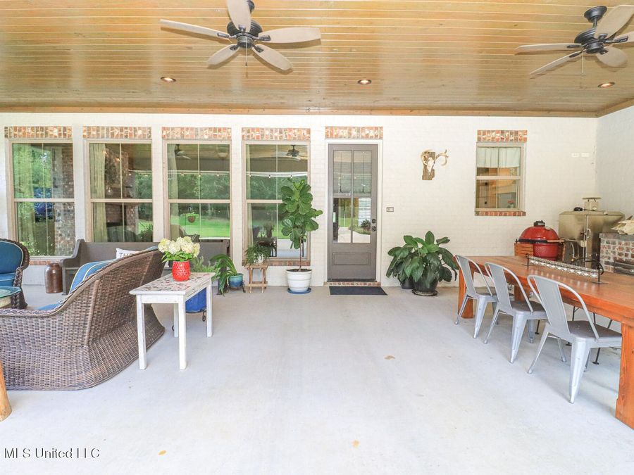 Property Image 105