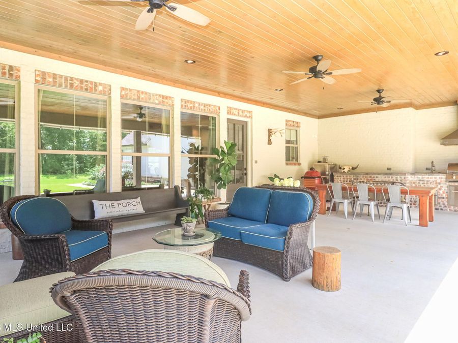 Property Image 107