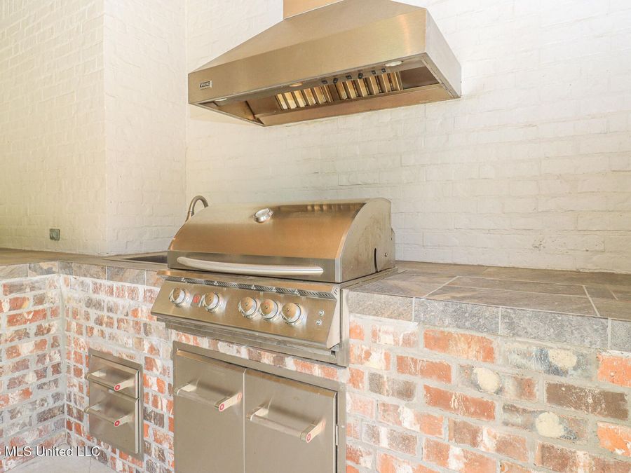 Property Image 112