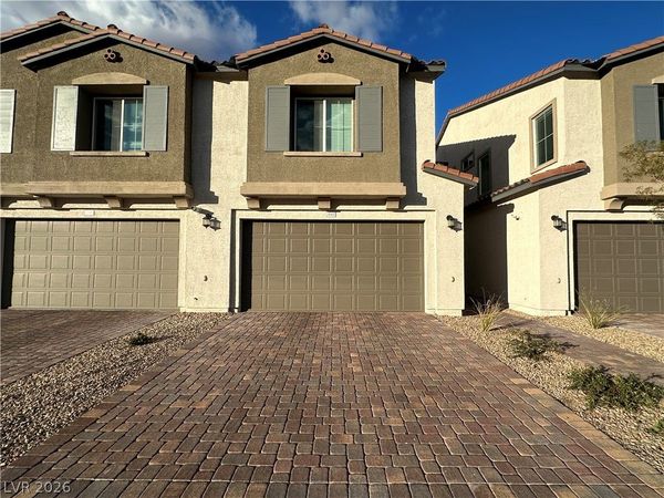 206 Callen Falls Avenue, Unit 1512, Henderson, NV 89011