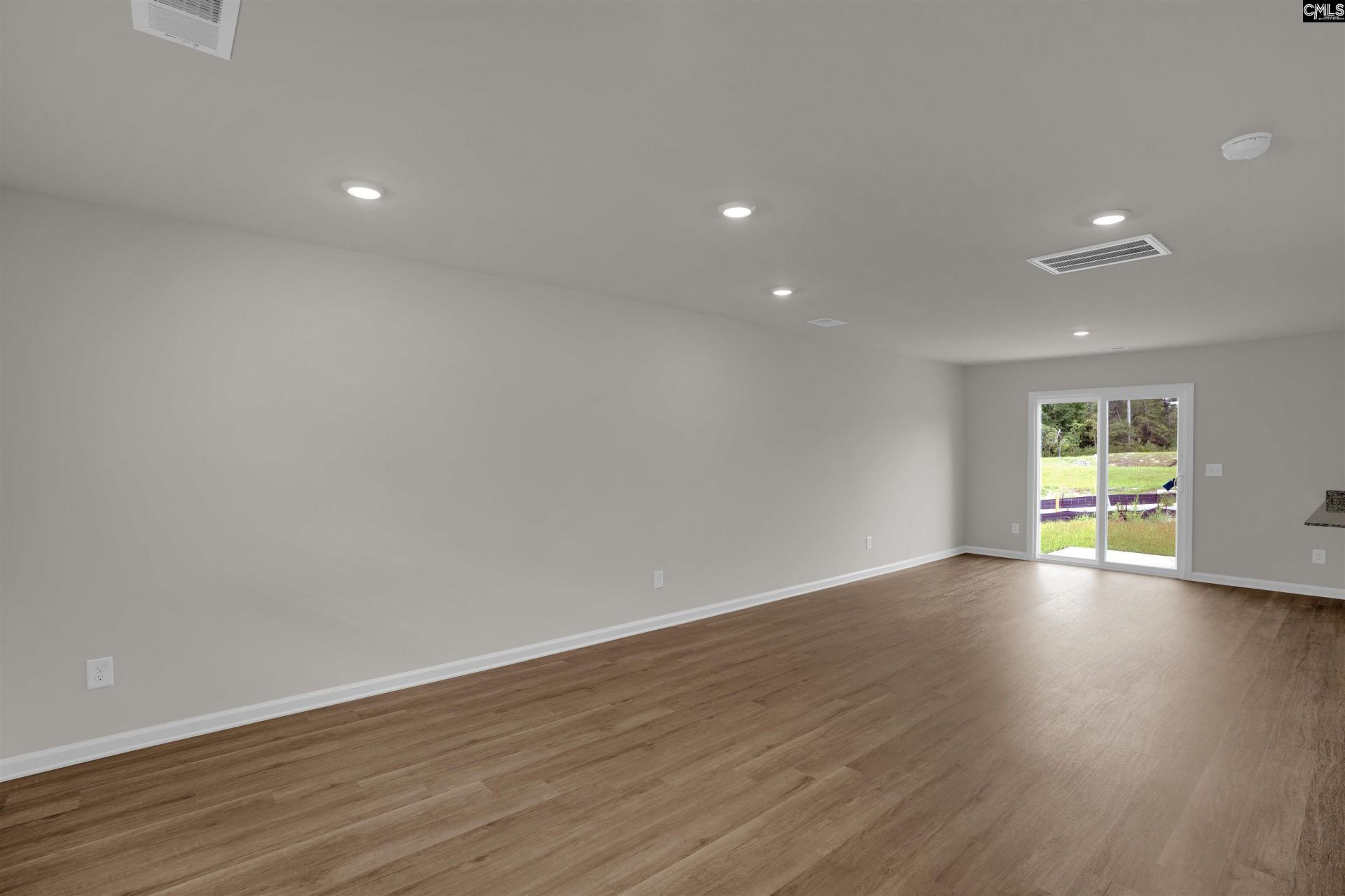 308 W Pond Court  Photo 6