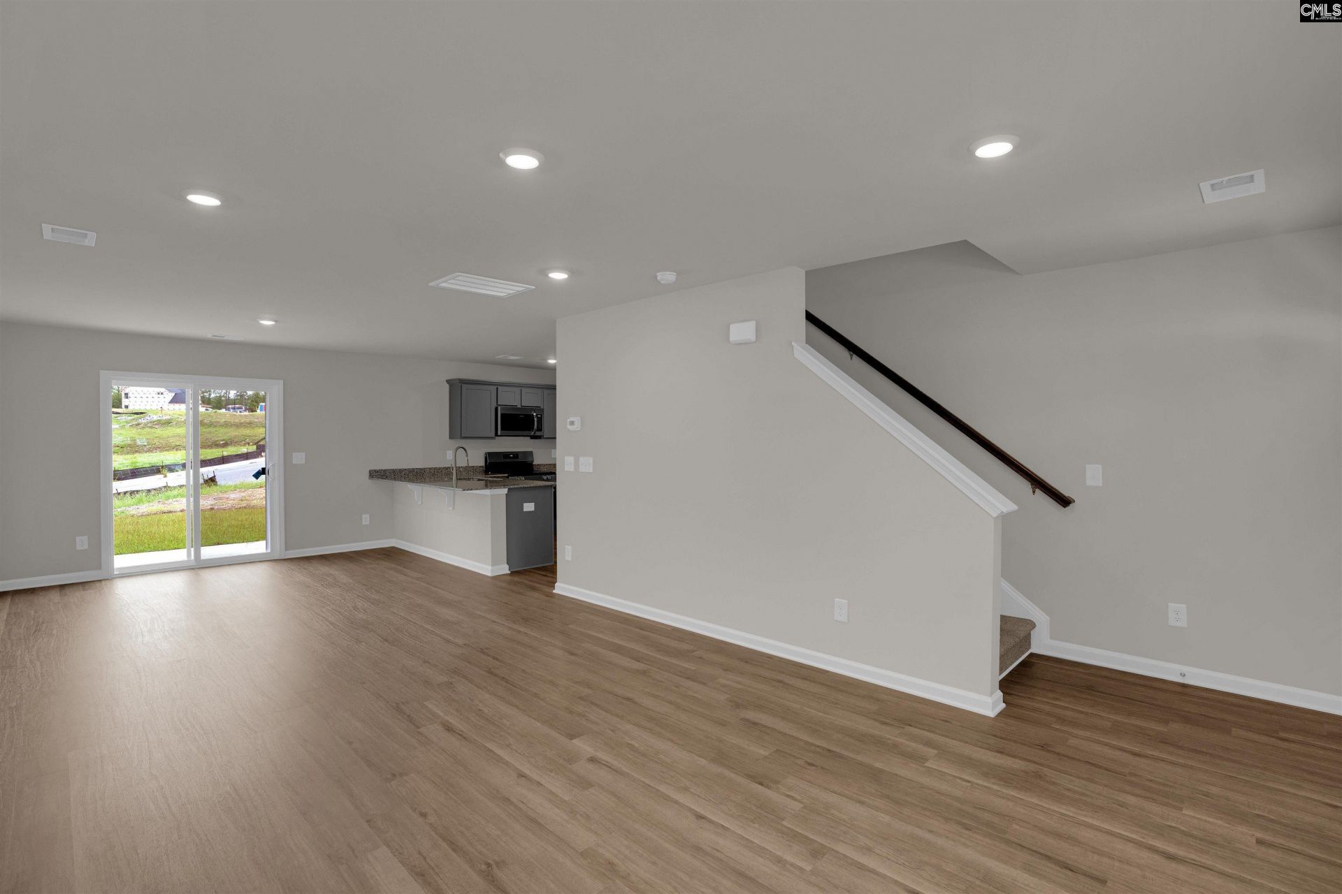 308 W Pond Court  Photo 7
