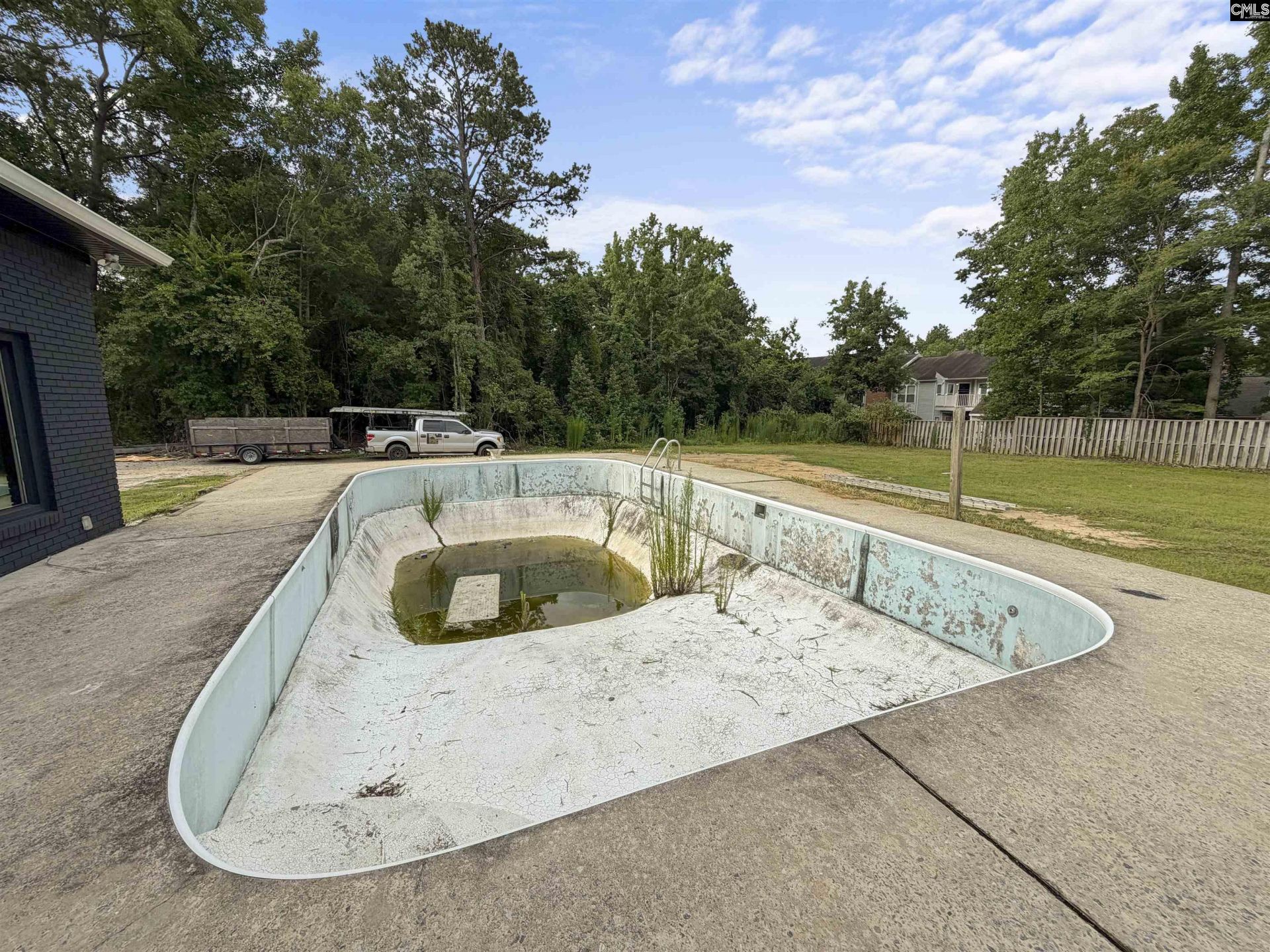105 Hampshire Drive  Photo 22