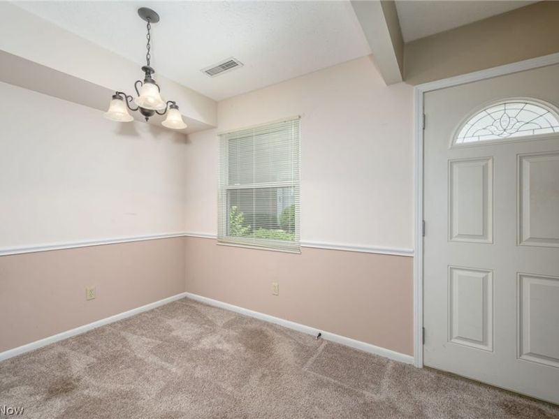 2455 Island Drive, Unit B, Uniontown, OH 44685 Photo 5