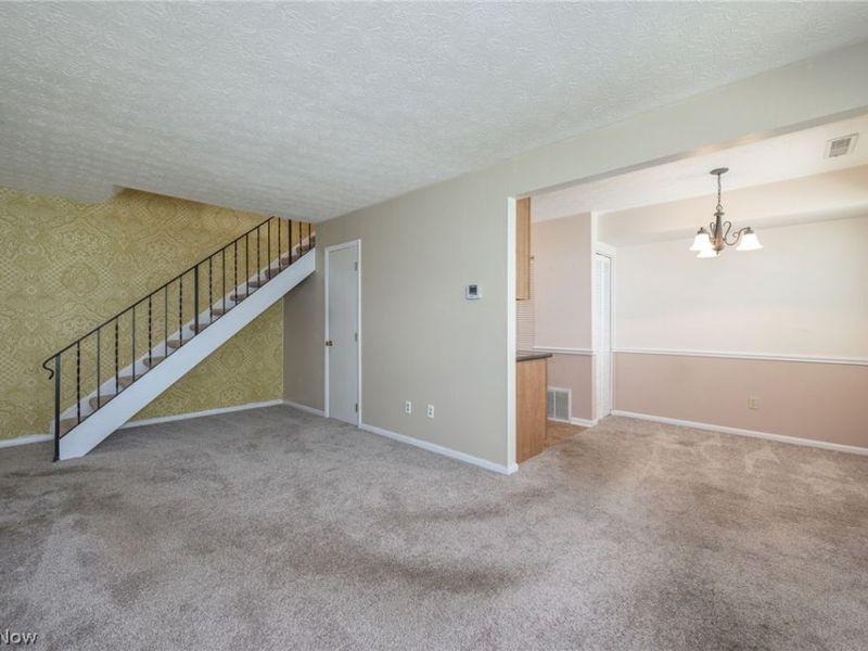2455 Island Drive, Unit B, Uniontown, OH 44685 Photo 7
