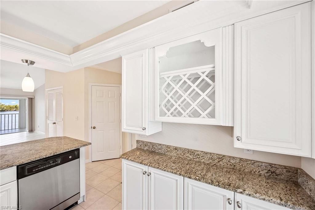 1015 Mainsail Dr, Unit 112, Naples, FL 34114 Photo