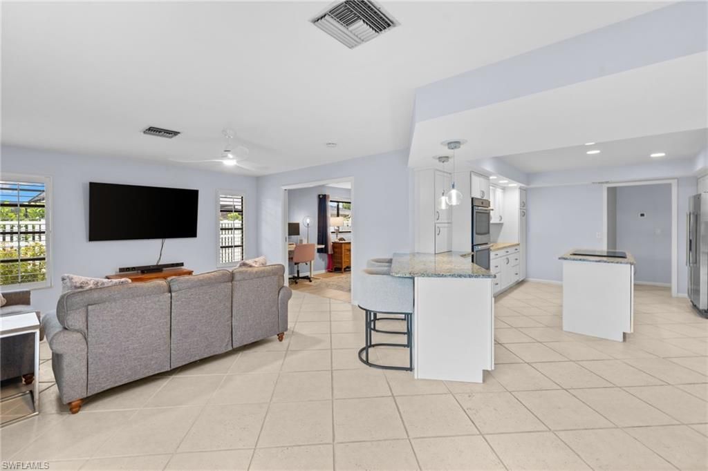 433 Golfview Dr, Naples, FL 34110 Photo