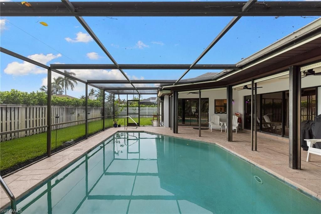 433 Golfview Dr, Naples, FL 34110 Photo