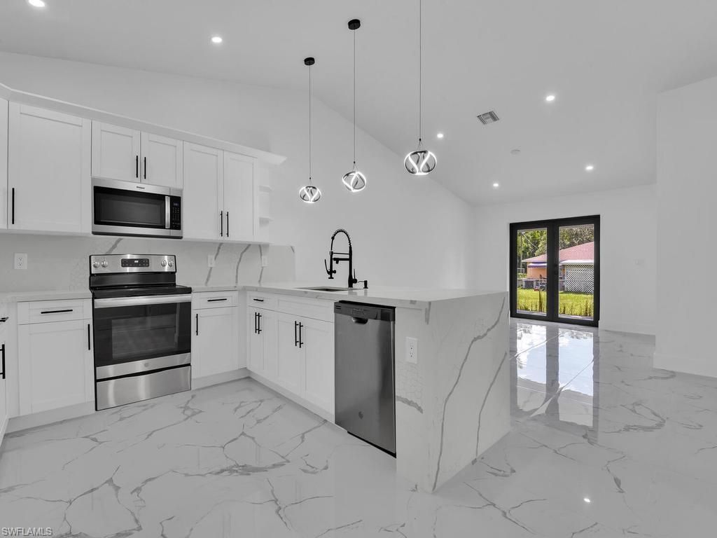 4501/4503 19th St Sw, Lehigh Acres, FL 33973 Photo