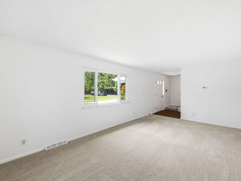 180 Landover Road , Columbus, OH 43230 Photo 19
