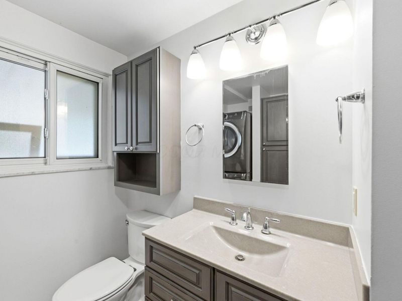 180 Landover Road , Columbus, OH 43230 Photo 30
