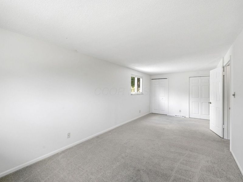 180 Landover Road , Columbus, OH 43230 Photo 37